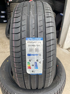 255/50/20 Triangle Effexsport th202 109y (1 foto / 1)