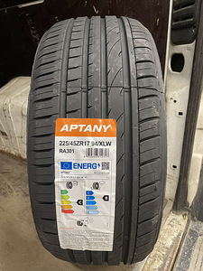 225/45/17 Aptany RA301 94w xl