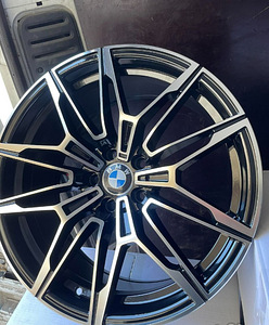 Replica (1677) 8 ET25 + 9 ET38 BMW