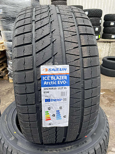305/40/20 Sailun Iceblazer arctic evo 112t xl (1 foto / 1)