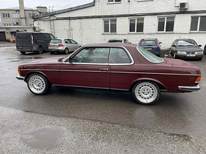 Mercedes Benz W123 kupee 280CE (4 foto / 10)