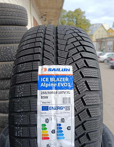255/50/19 Sailun IceBlazer Alpine EVO (1 foto / 1)