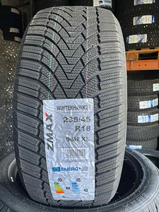 235/45/18 zmax winterhawke I 98h xl lamellrehvid (1 foto / 1)