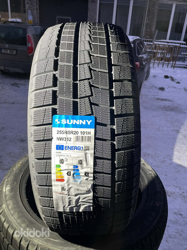 255/45R20 Sunny NW312 101H ламеллярные шины