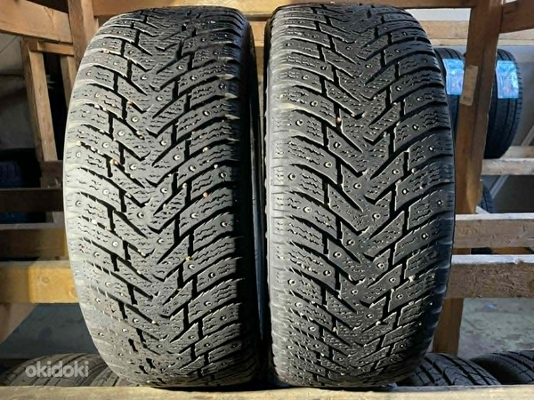 215/45R18 nokian hakkapeliitta8 6мм шипованные шины 2шт