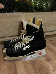 Коньки Bauer Formula 20 (1 фото из 2)