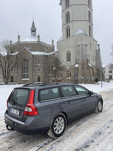 VOLVO V70 2010a. 1.6d 80kw (2 foto / 9)
