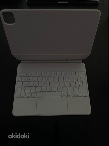 Magic Keyboard для iPad Air 11-дюймов - американская английс