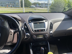 Hyundai ix35 2.0 135kW (5 foto / 11)