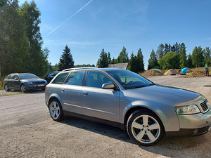 M/V Audi A4 B6 2.5tdi 114kw 2002 (4 foto / 8)