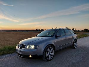 M/V Audi A4 B6 2.5tdi 114kw 2002 (6 foto / 8)