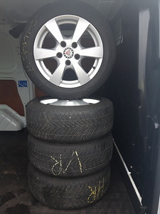 Диски с шинами BMW 5x120 205/55R16 Goodyear (1 фото из 3)
