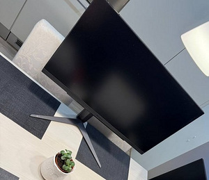 LG UltraGear 27GS85Q-B (1 foto / 1)