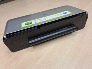 HP Officejet 150 Mobile All-in-One mobiilne printer, skänner (4 foto / 8)