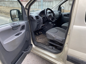 Citroën Jumpy 8 мест (8 фото из 8)