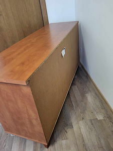 Suur ja tugev puidust kummut 147x73x47,5cm (9 foto / 10)