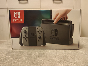 Коробка Nintendo switch (2 фото из 2)