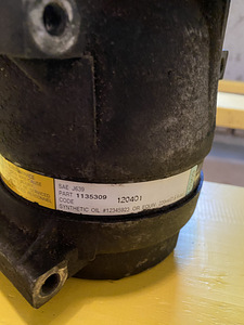 Renault konditsioneeri kompressor (3 foto / 3)