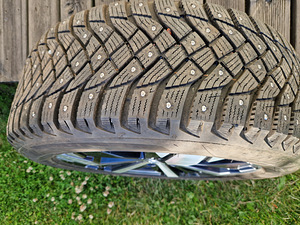 Оригинальные диски PEUGEOT 3008 2020 (2 фото из 3)
