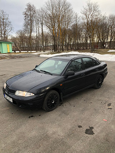Mitsubishi Carisma (2 фото из 11)