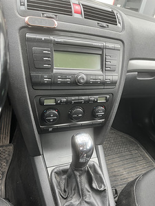 Skoda octavia 1.9 diisel (7 foto / 9)