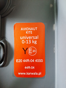 Turvahäll (5 foto / 7)