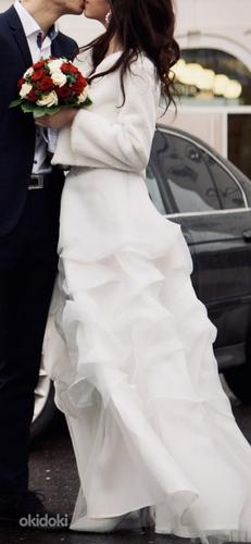 Платье свадебное и полушубка (фото #1)