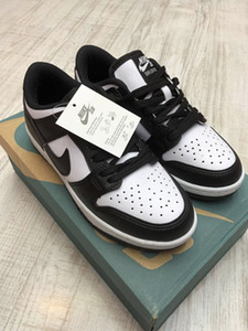 Nike tossud SB Dunk Low Black White (3 foto / 3)