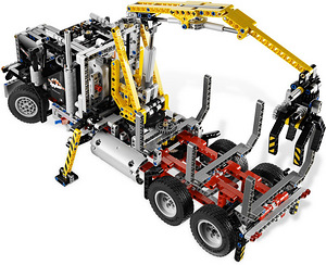 LEGO Technic 9397 Logging Truck (8 foto / 10)