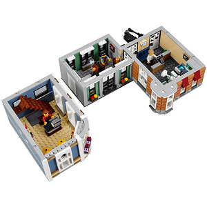 Lego 10255 väljak (6 foto / 9)
