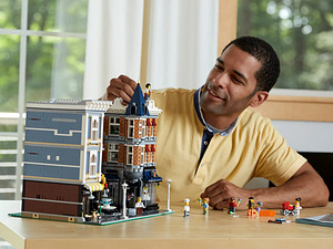 Lego 10255 väljak (9 foto / 9)