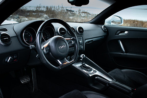 Audi TT Mk2 Quattro 3.2 V6 184kW 250hp (5 foto / 13)