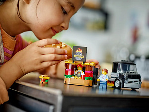 Lego City 60404 Burger Truck Lego City Burgernaut (9 foto / 10)