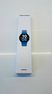 Samsung Galaxy Watch 5 44MM LTE (1 foto / 3)