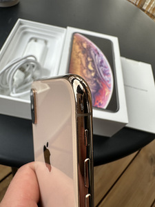 iPhone XS GOLD (3 foto / 3)