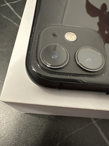 iPhone 11 black 64gb (3 foto / 4)