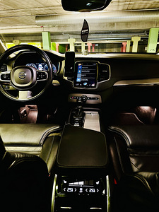 Volvo XC90 INSCRIPTION 2016 2.0 165kV (6 foto / 14)
