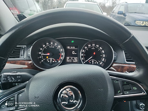 Škoda superb 2014 (8 foto / 11)