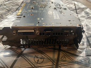 ASUS Expedition GeForce® GTX 1050 Ti 4GB GDDR5 (3 foto / 3)