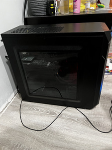 Продам компьютер (4 фото из 5)