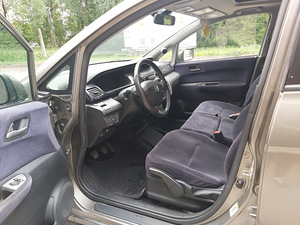 Honda FR-V 1.8 103kW (8 foto / 15)