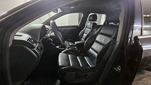 Audi a4 b6 2.5tdi 114kw manuaal Varuosad ühest autost (5 foto / 9)