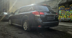 Subaru Legacy 2.0d 110kw manuaal Varuosad ühest autost (4 foto / 7)