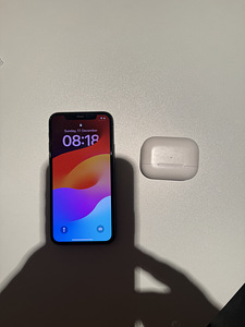 iPhone 11 Pro + AirPods Pro (4 foto / 4)