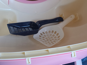 Veepudel ja tualett kassidele (4 foto / 5)