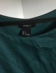 Платье “Lindex” (2 фото из 2)