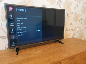 LG 32 телевизор (1 фото из 2)