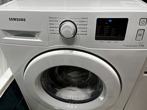 Samsungi pesumasin (2 foto / 6)