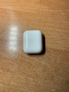 Air Pods 1 Gen (2 foto / 2)