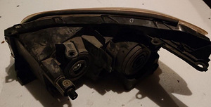 Toyota RAV4 2008-2011 esistange ja parem esituli (3 foto / 8)
